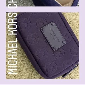 Michael Kors change purse